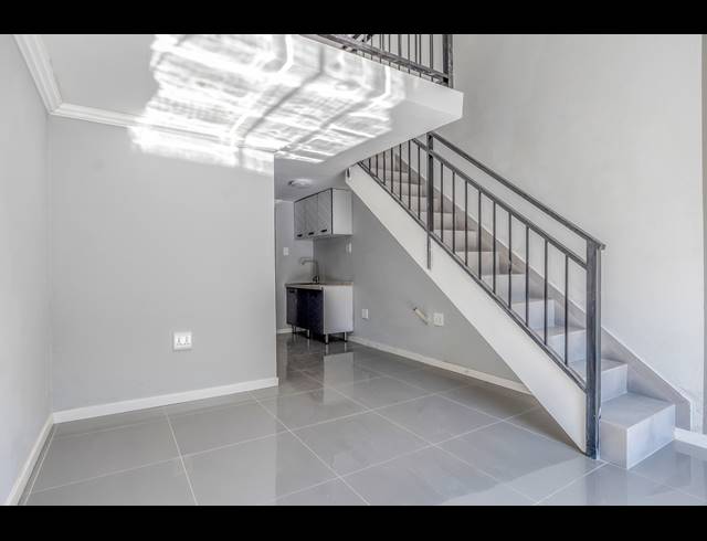 1 BEDROOM APARTMENT RENTED IN BRYANSTON
